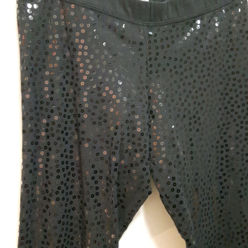 🛍️ Black Sequins leggings